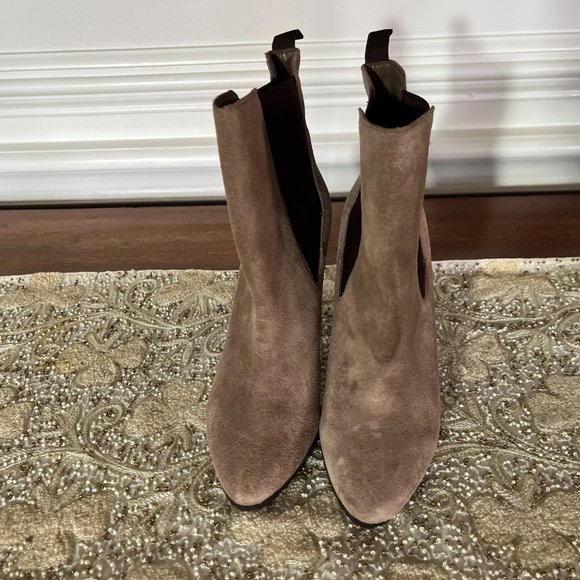 RALPH LAUREN BROWN SUEDE MYLAH CHELSEA PULL ON ANKLE BOOTS W/HEEL - 7.5 - NEW - Picture 6 of 9